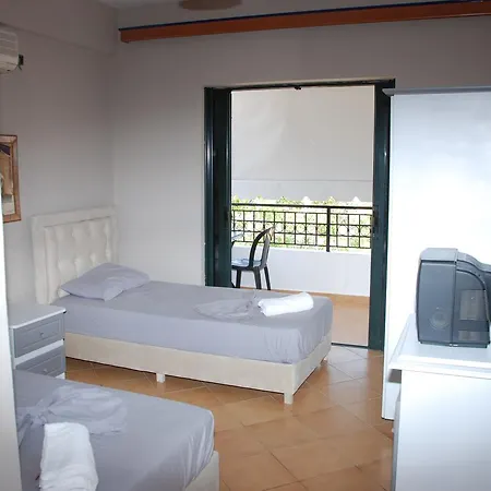 Finix Hotel