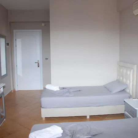Finix Szálloda Saranda